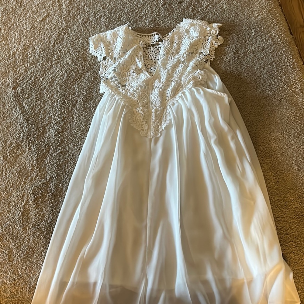 White shirt or dress
